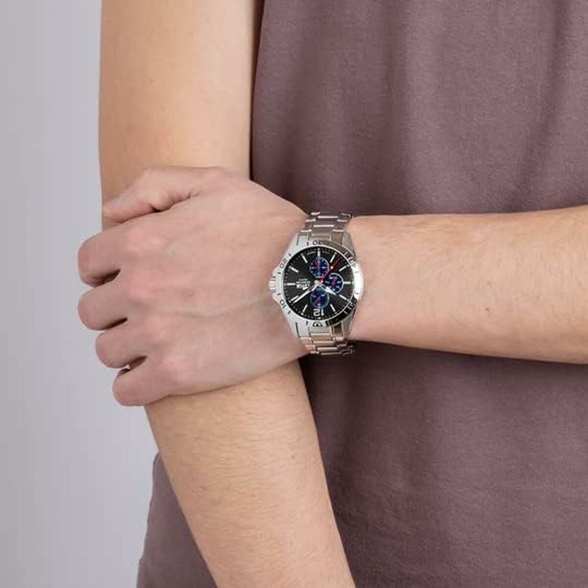 V8H62563BF1E4B6EF8A0FD22C41FD1EE72FR3754308P3